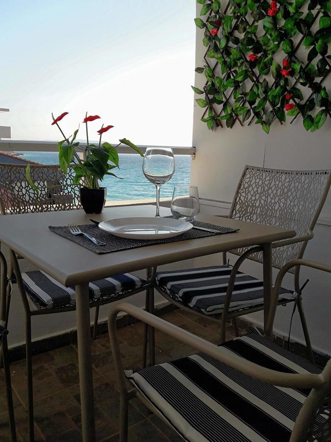 A Unique Seaside View!!! Apartamento Rhodes City Exterior foto