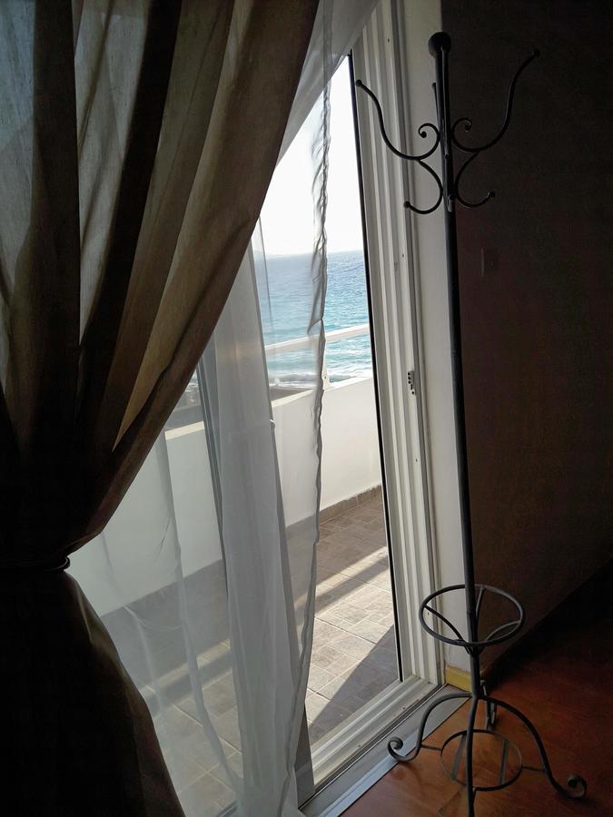 A Unique Seaside View!!! Apartamento Rhodes City Exterior foto