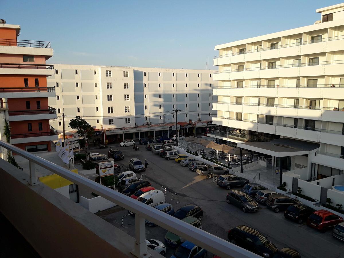 A Unique Seaside View!!! Apartamento Rhodes City Exterior foto